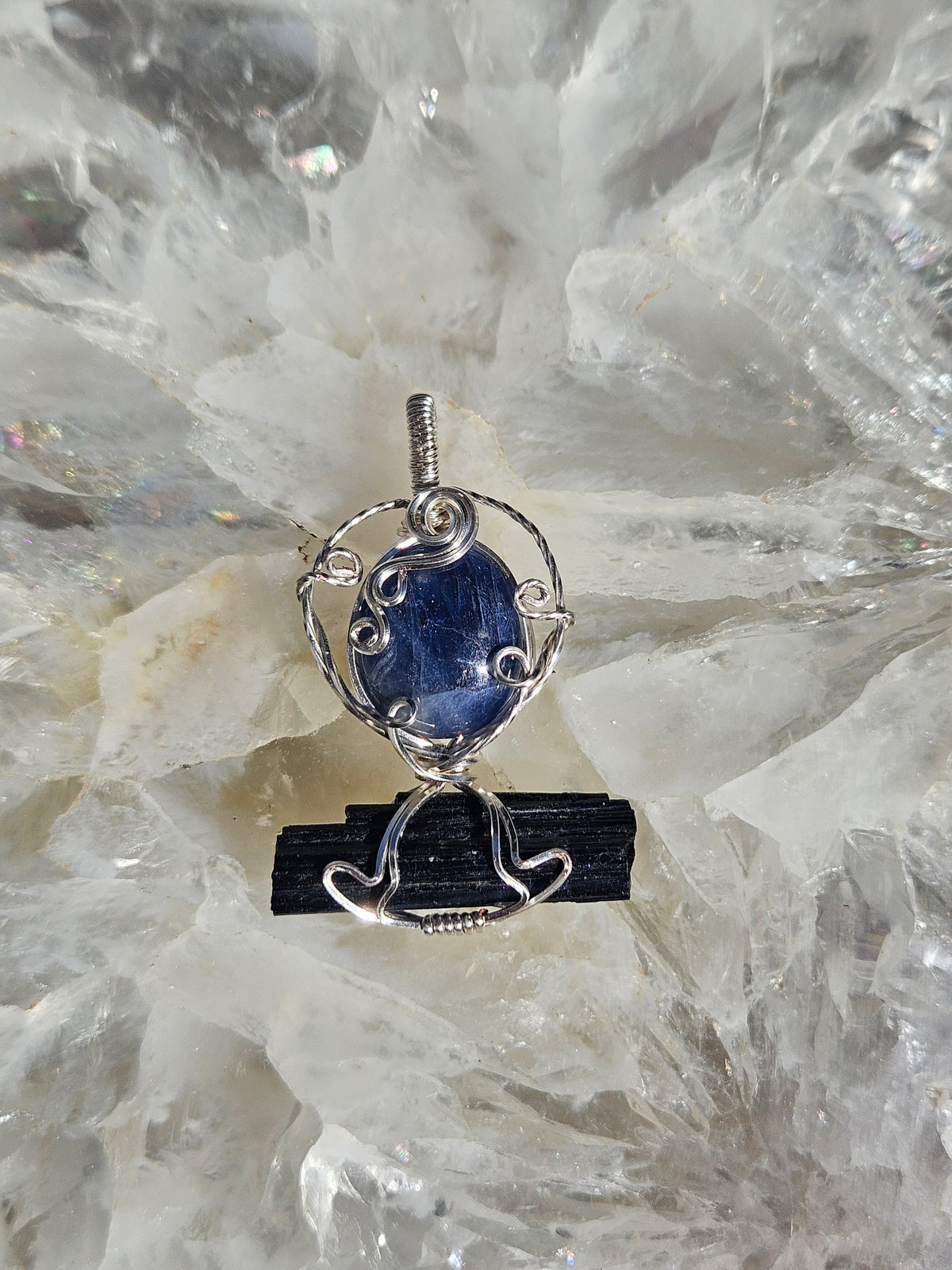 Blue kyanite pendant