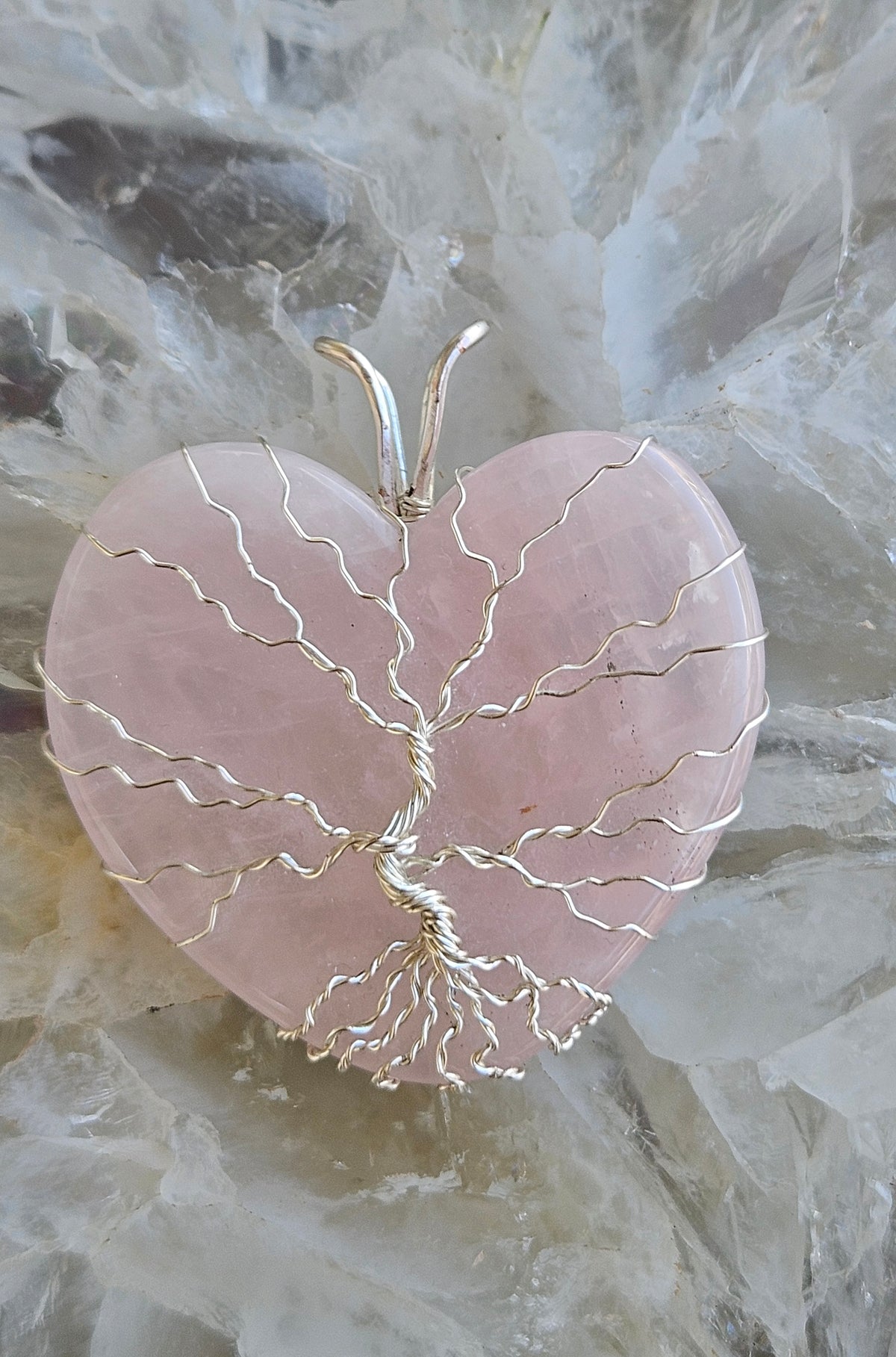 Rose quartz pendant
