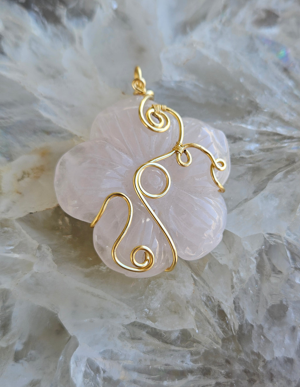 Rose quartz pendant