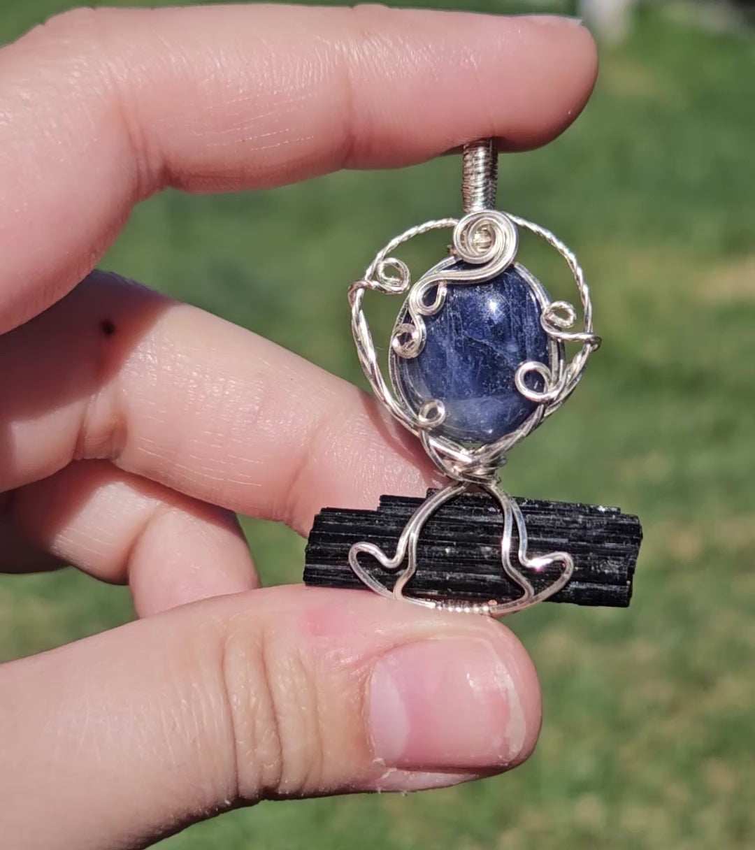 Blue kyanite pendant