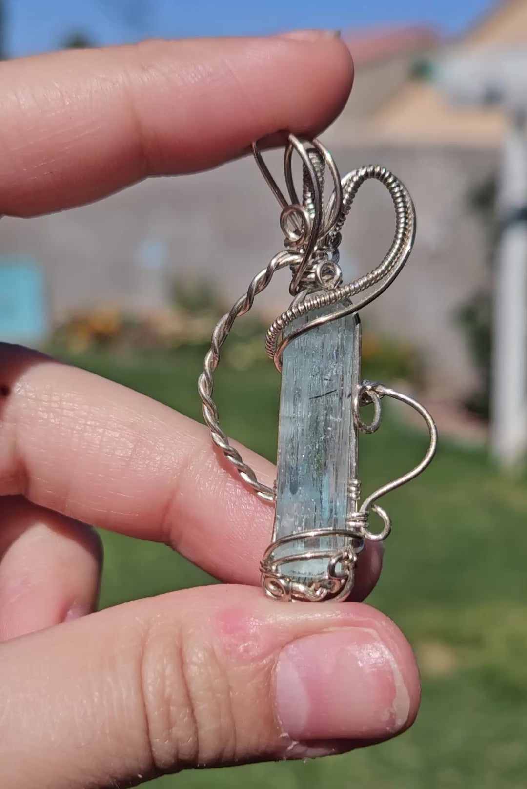 Aquamarine pendant